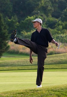 Obama golfing