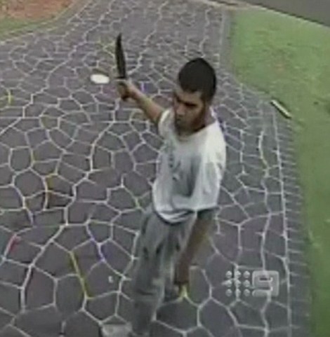 383CF0D700000578-3787478-A_security_camera_image_from_the_afternoon_of_the_attack_in_Mint-m-51_1473782076662