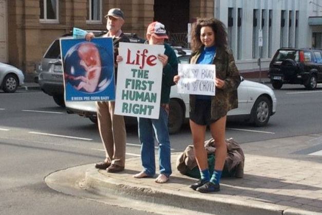 pro life or pro choice5720994-3x2-940x627