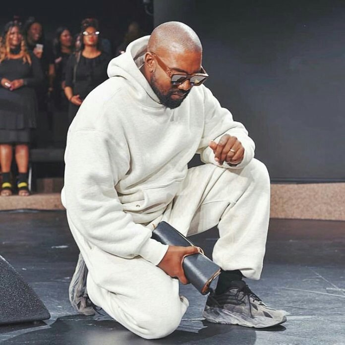 Kanye-West in church